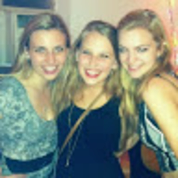 Meet your Posher, Ashley - Picture 1 of 1